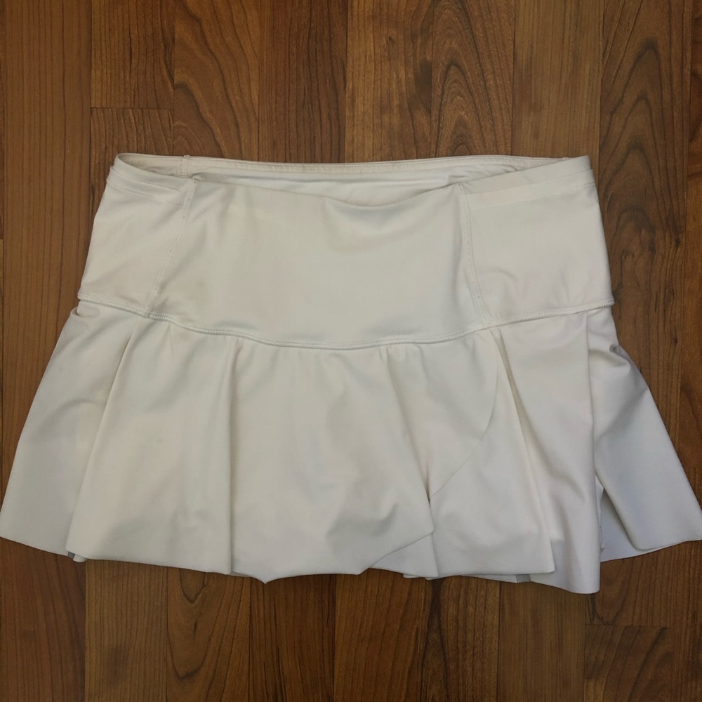 Lululemon Fast Cat Skirt Size 6